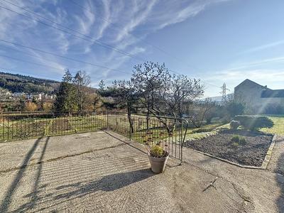 Maison - 231 m² - 9 pièces