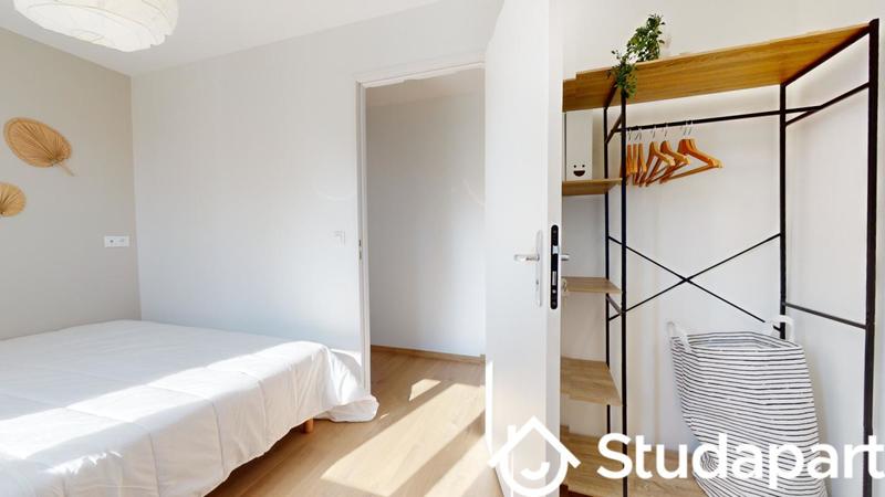 Chambre - 61 m² - 1 pièce