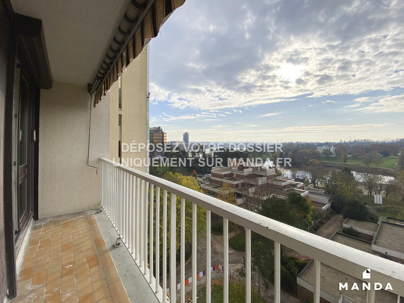 Chambre - 13 m² - 5 pièces