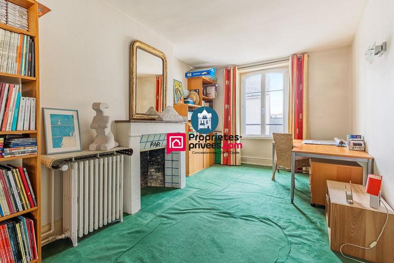 Maison - 388 m² - 15 pièces