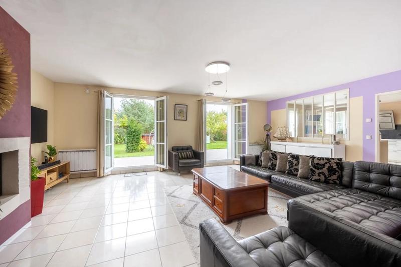 Maison - 199 m² - 7 pièces