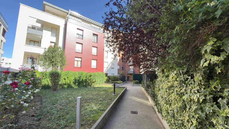 Appartement - 49 m² - 2 pièces