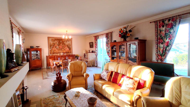 Maison - 289 m² - 8 pièces