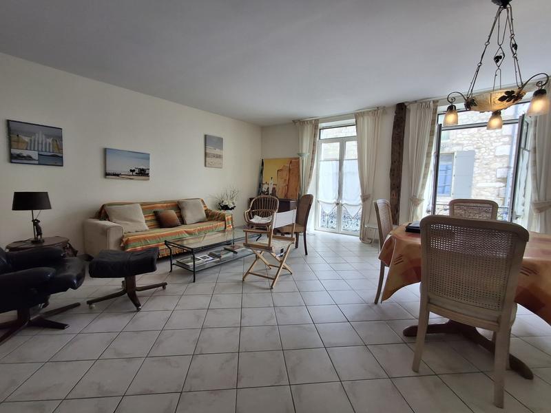 Appartement - 106 m² - 5 pièces