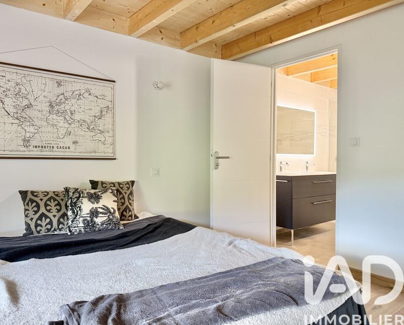 Maison - 150 m² - 5 pièces