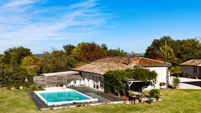 Maison en pierre - 150 m² - 7 pièces