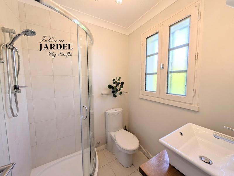 Maison - 170 m² - 6 pièces