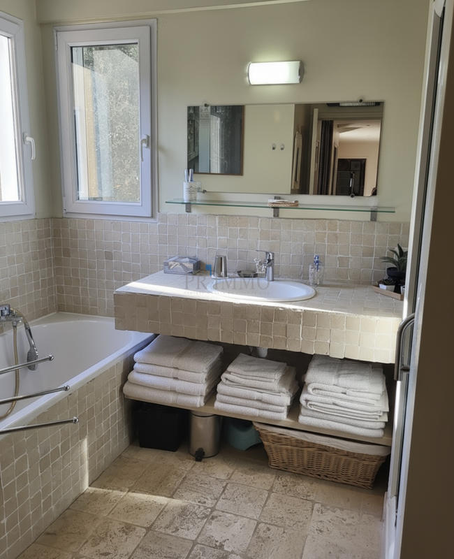 Villa - 160 m² - 5 pièces