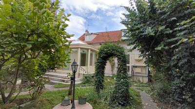 Maison - 106 m² - 6 pièces