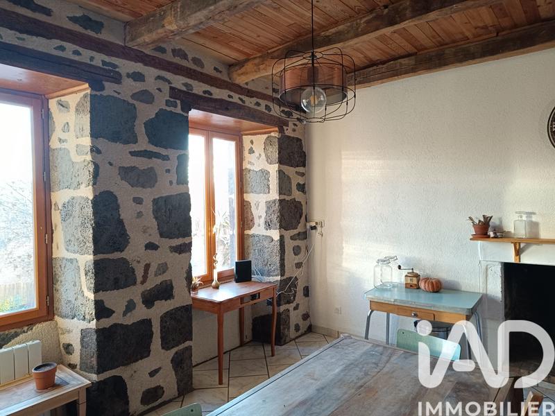 Maison - 96 m² - 4 pièces