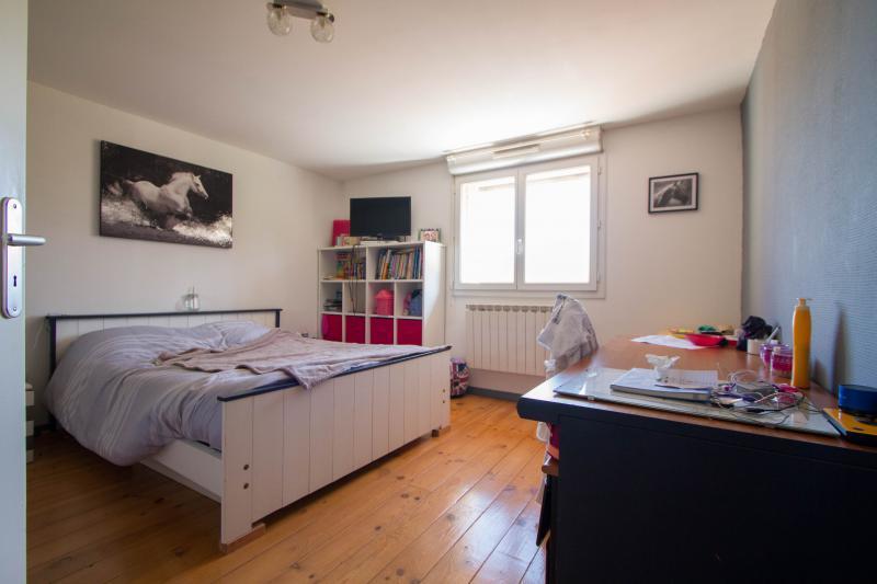 Maison - 180 m² - 8 pièces