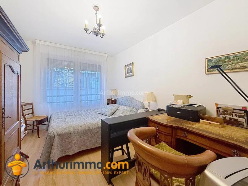 Appartement - 96 m² - 4 pièces