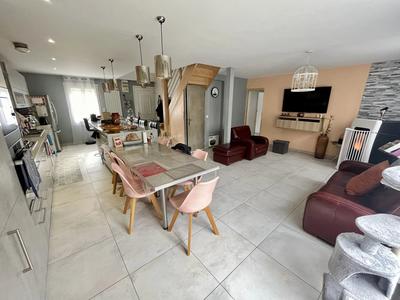 Maison - 144 m² - 7 pièces