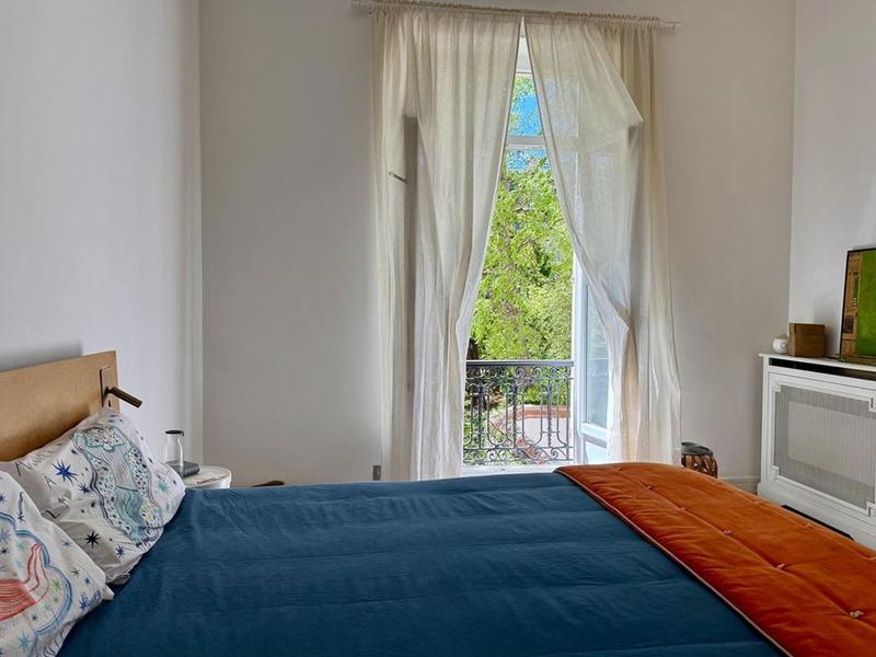 Appartement - 252 m² - 6 pièces