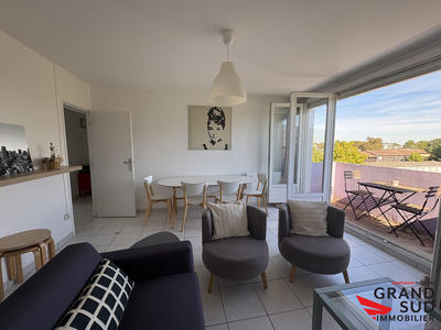 Appartement - 81 m² - 5 pièces