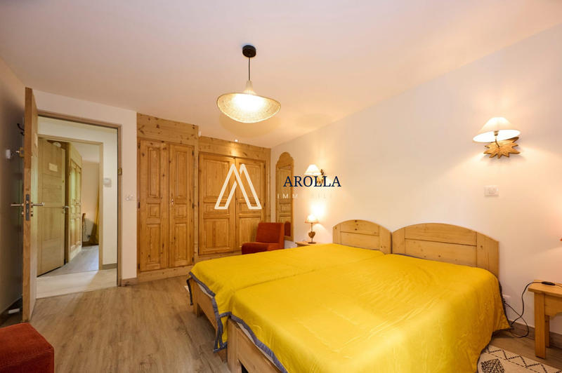 Châlet - 186 m² - 7 pièces