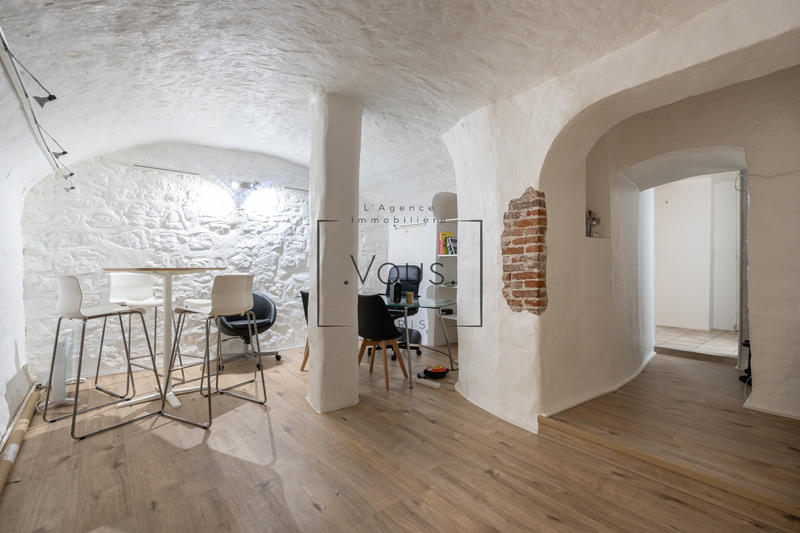 Local commercial - 79 m² - 3 pièces