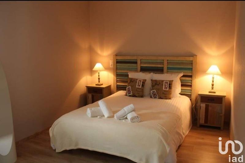 Local commercial - 689 m²