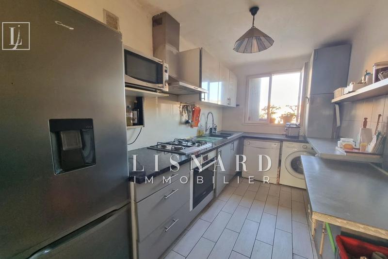 Appartement - 69 m² - 4 pièces