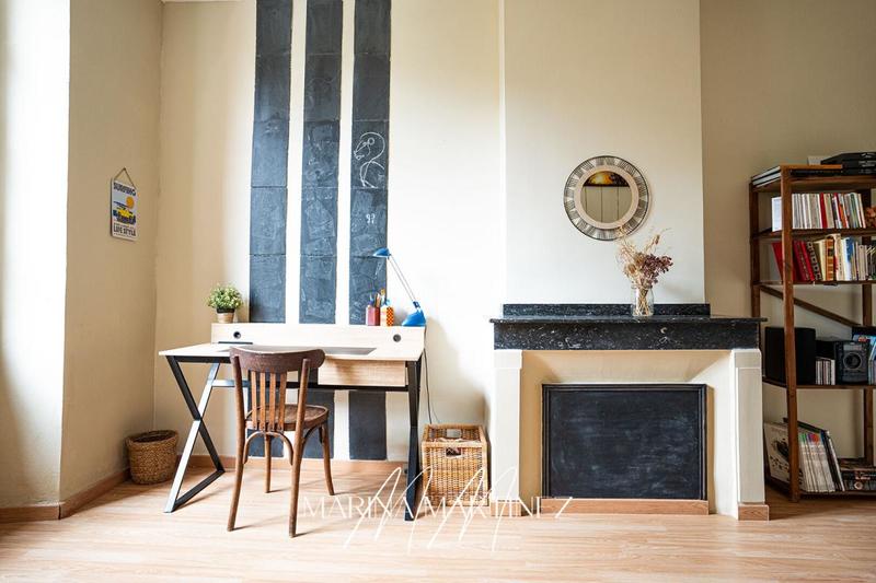 Maison - 231 m² - 7 pièces