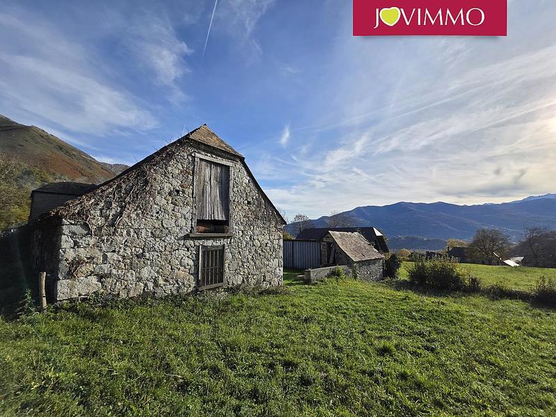 Maison - 300 m² - 1 pièce