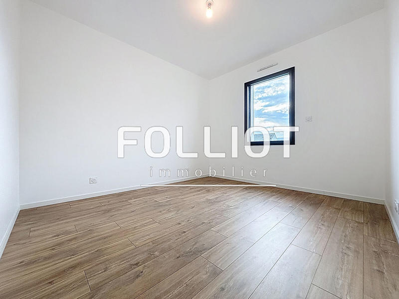 Maison - 99 m² - 4 pièces