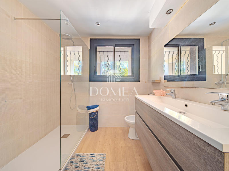 Villa - 170 m² - 7 pièces