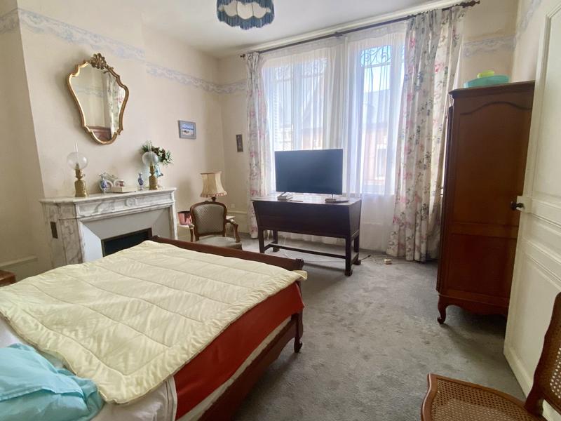 Maison - 192 m² - 6 pièces