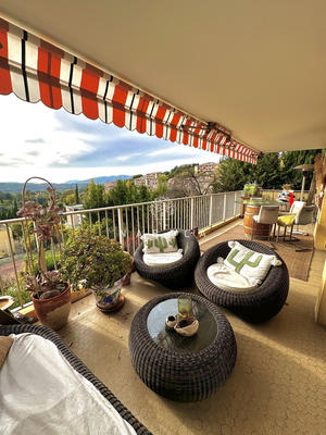 Appartement - 92 m² - 4 pièces