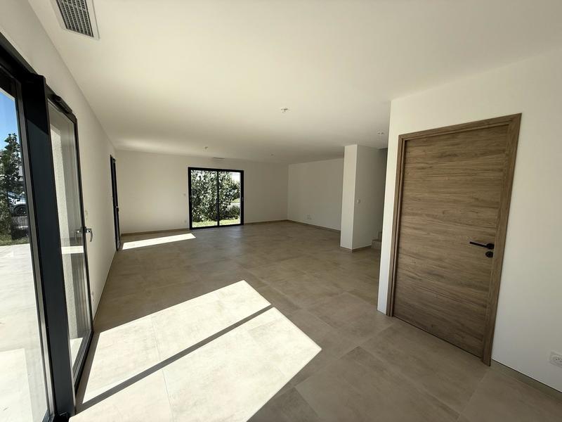 Maison - 123 m² - 4 pièces