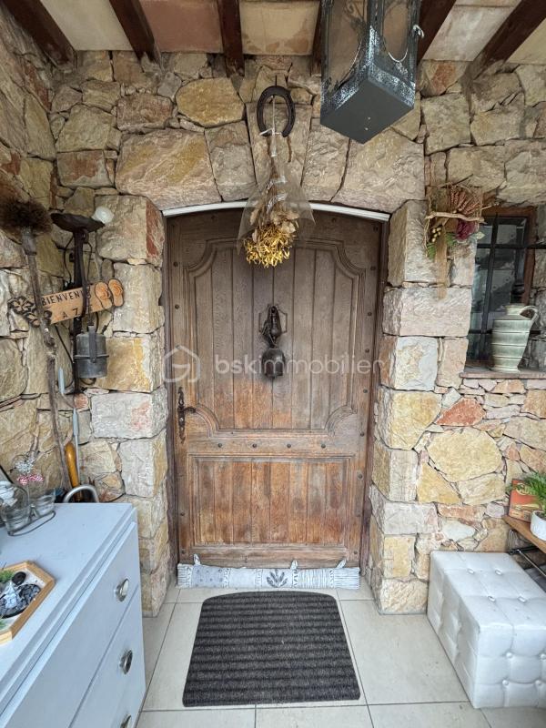 Maison - 200 m² - 6 pièces