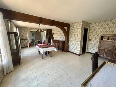 Propriété - 236 m² - 10 pièces