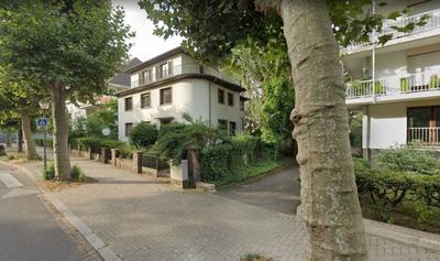 Maison - 288 m² - 13 pièces