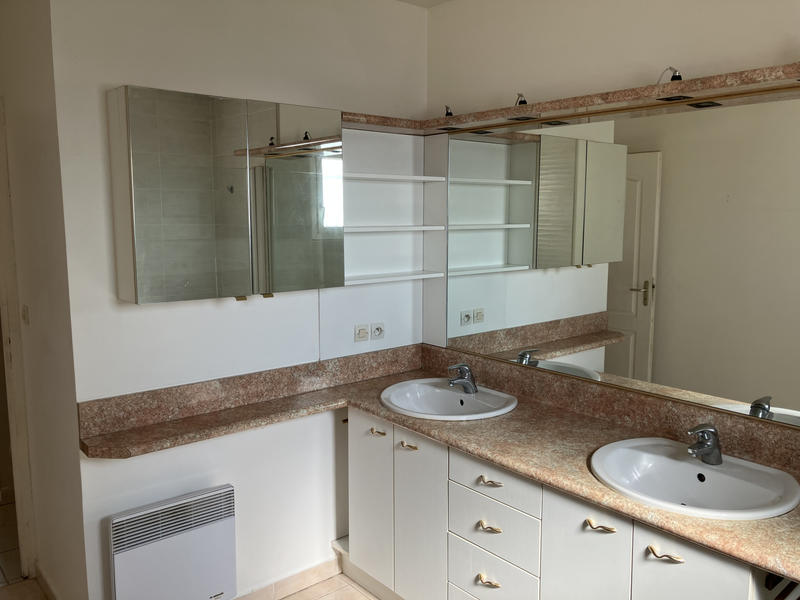 Villa - 104 m² - 5 pièces