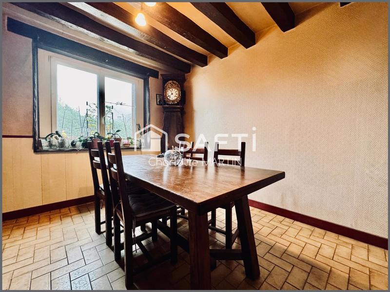 Maison - 237 m² - 12 pièces