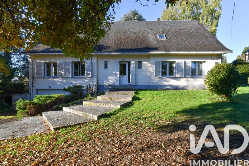 Maison - 284 m² - 9 pièces