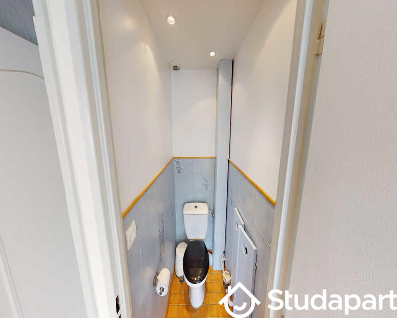 Chambre - 80 m² - 1 pièce