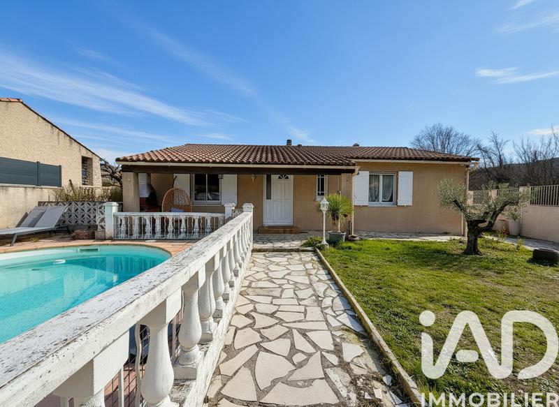 Maison - 100 m² - 4 pièces