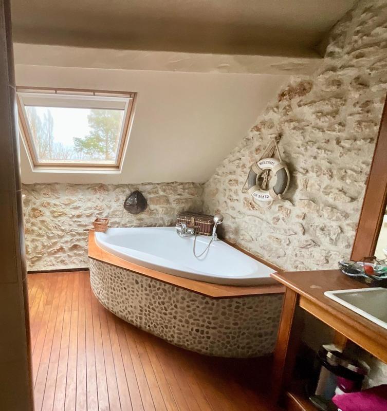 Maison - 145 m² - 6 pièces