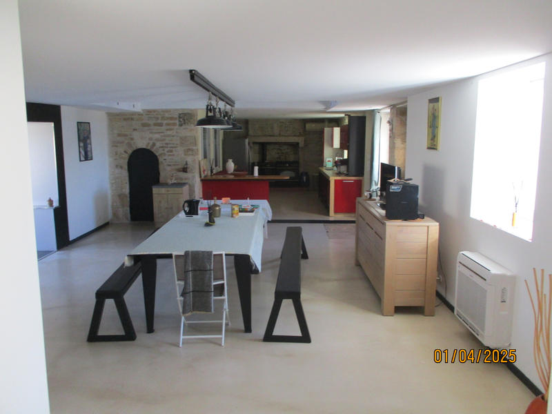 Maison - 200 m² - 7 pièces