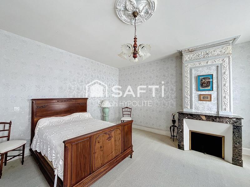 Maison - 264 m² - 10 pièces