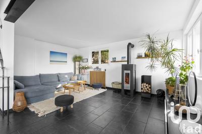 Maison - 230 m² - 7 pièces