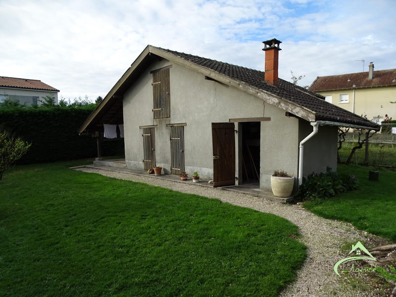 Maison traditionnelle - 302 m² - 8 pièces