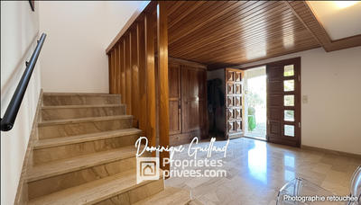 Maison - 280 m² - 7 pièces