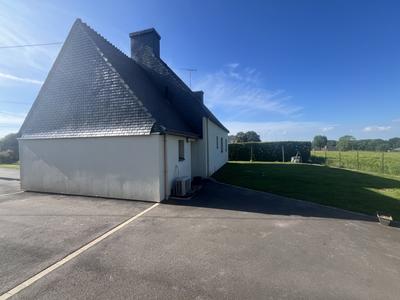 Maison - 96 m² - 6 pièces