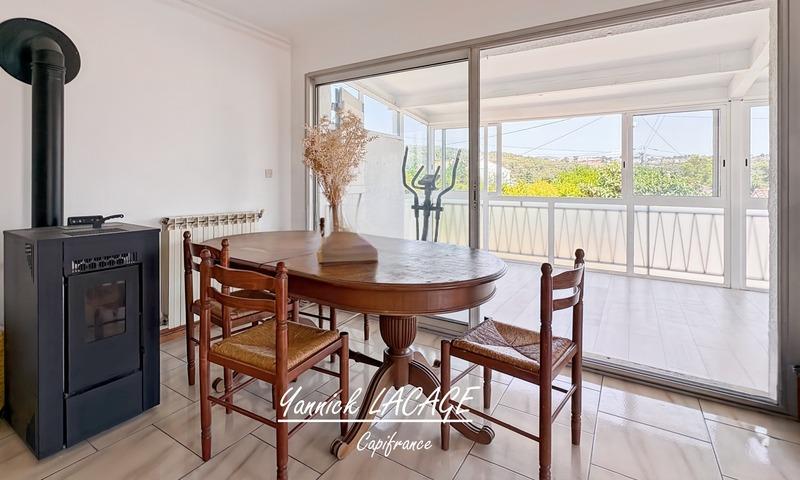 Maison - 195 m² - 8 pièces