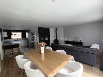 Pavillon - 90 m² - 4 pièces