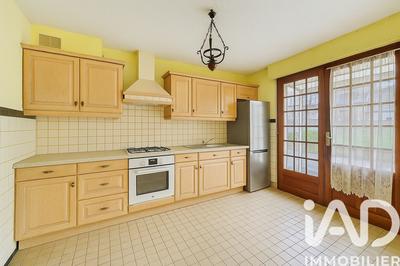 Maison - 95 m² - 5 pièces