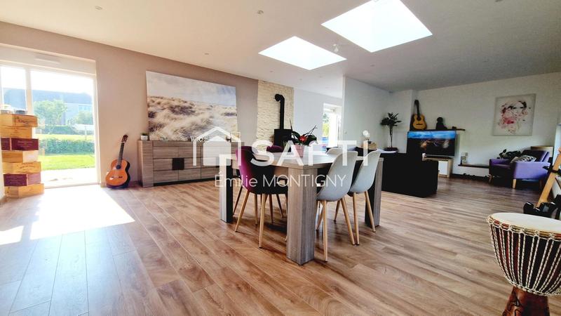 Maison - 233 m² - 9 pièces