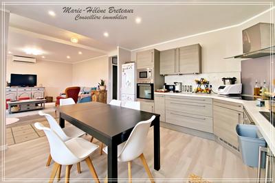 Maison - 170 m² - 6 pièces